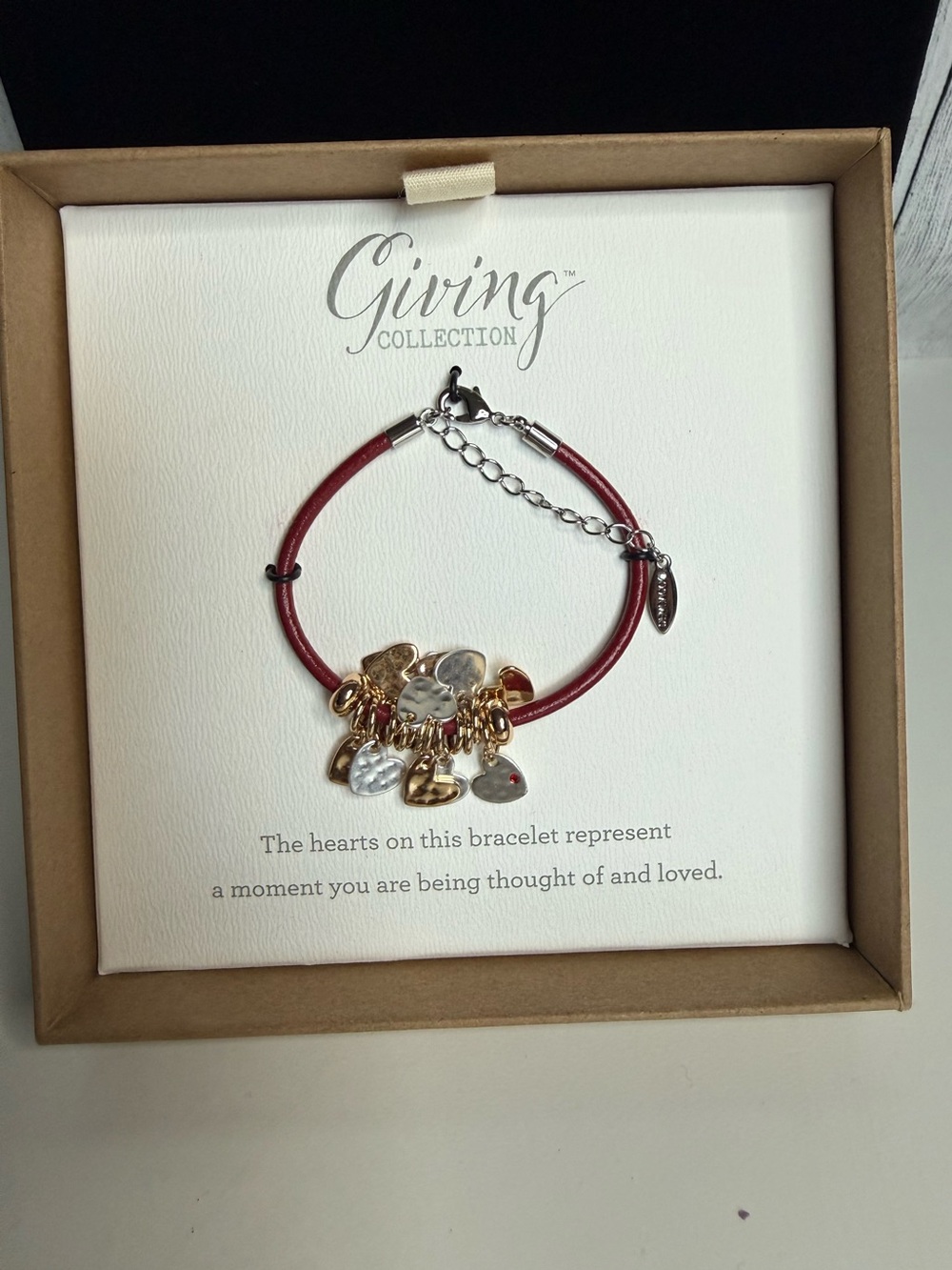 DEMDACO GIVING HEART CHARM BRACELET - RED